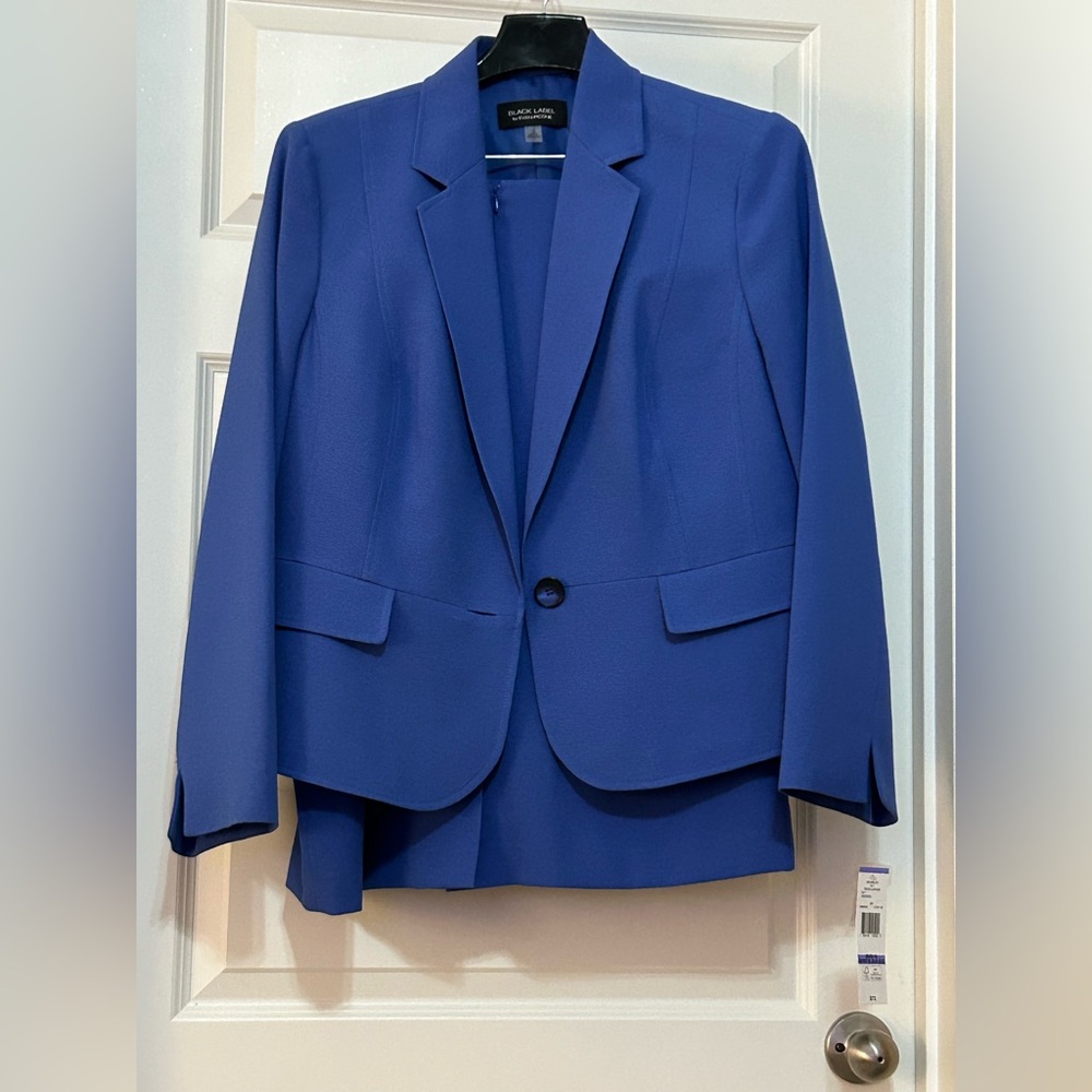 Stylish Evan Picone French Lavender Skirt Suit
